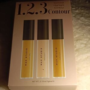 Max Studio 1.2.3 Contour Set